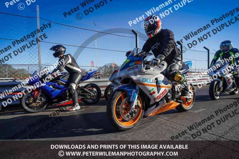 donington no limits trackday;donington park photographs;donington trackday photographs;no limits trackdays;peter wileman photography;trackday digital images;trackday photos